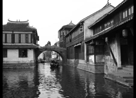 逃出美丽度假胜地